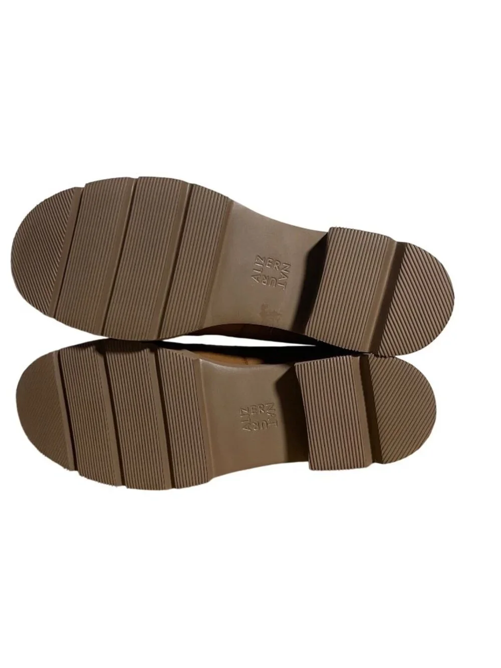Naturalizer Cabaret Brown Lug Sole Loafers Women Size 9 M Chunky Block Heel